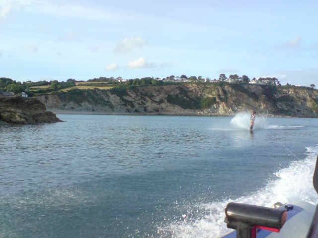 Scendi in acqua 